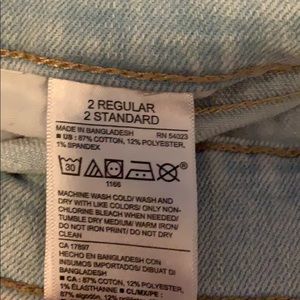 Old Navy Shorts - light wash, old navy boyfriend jean shorts Old Navy Shorts - light wash, old navy boyfriend jean shorts